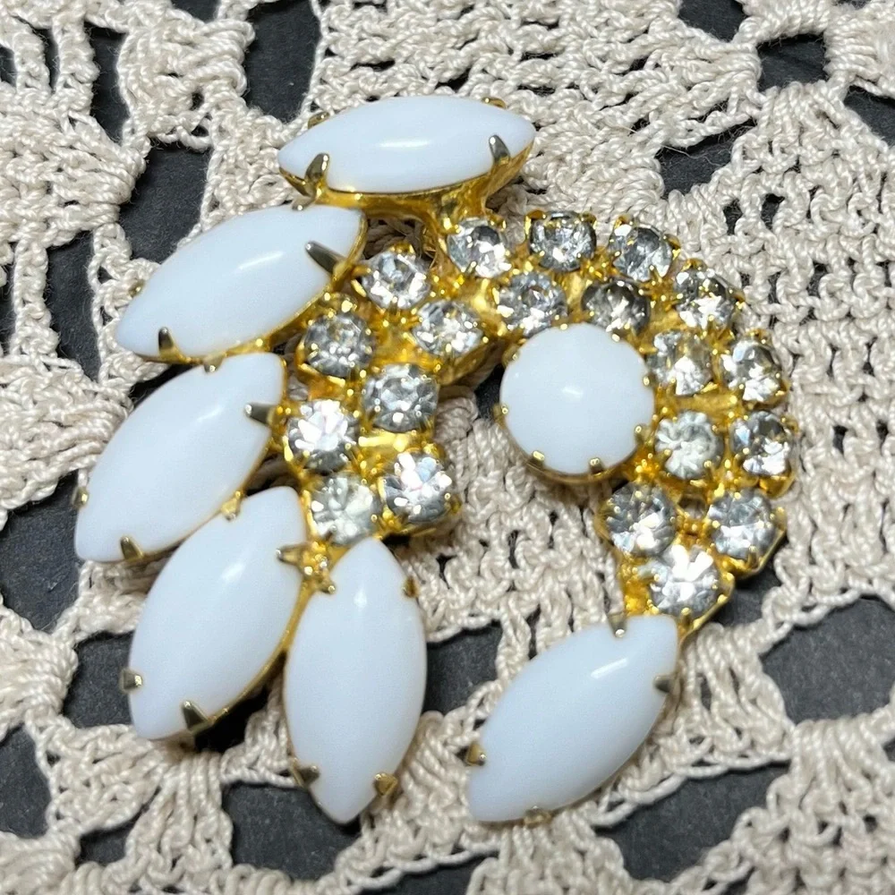 Vintage Milk Glass Rhinestone Crescent Brooch White Gold Tone MCM